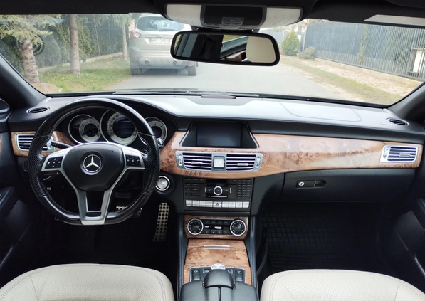 Mercedes-Benz CLS cena 72900 przebieg: 309000, rok produkcji 2011 z Radom małe 742